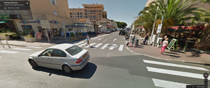 cannes place du marche route to Pierre